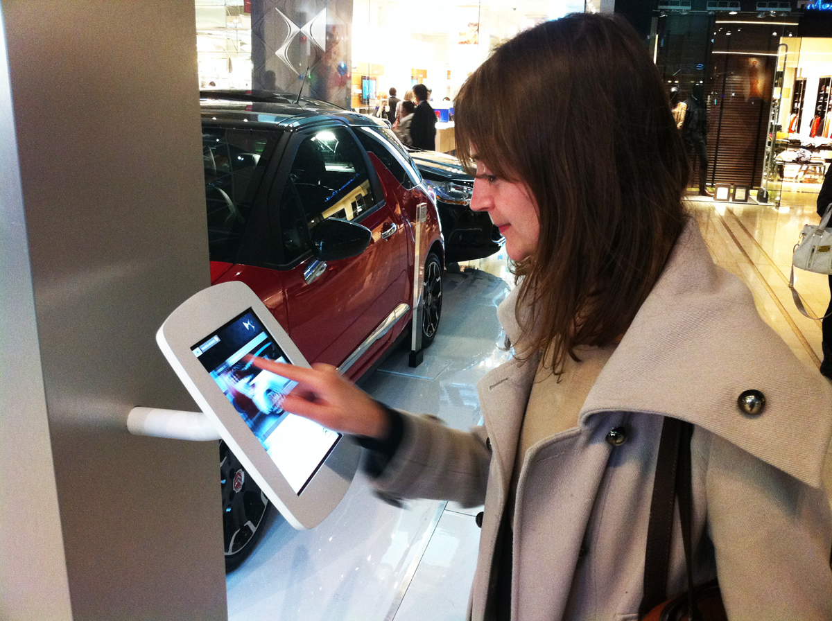 Bouncepad Branch verlengde tablet / iPad wandhouder