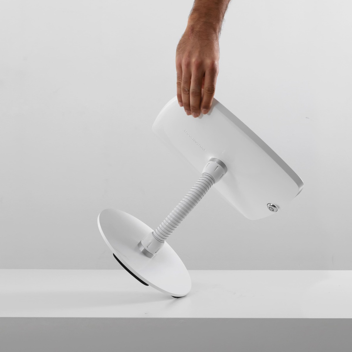 Bouncepad Counter Flex tablet kiosk met vaste voet en zwanenhals