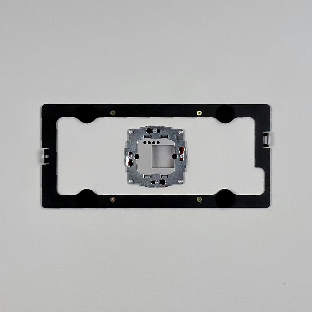 Wandhouder voor iPad 10 en 11 10.9-inch | Displine Dame Wall 2.0