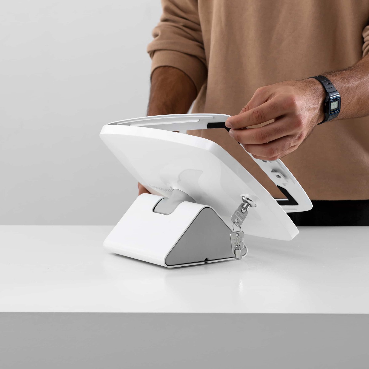 Bouncepad Flip kantelbare tablet / iPad kiosk