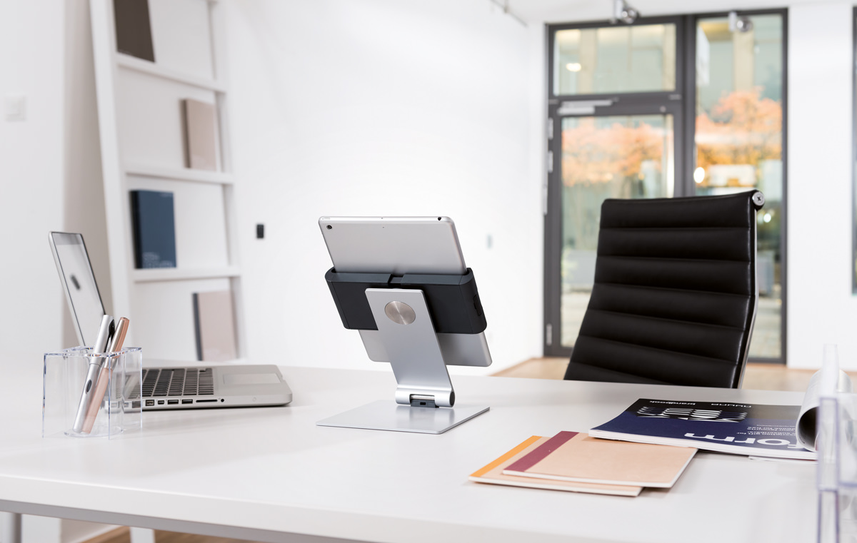 Universele tablet bureau standaard