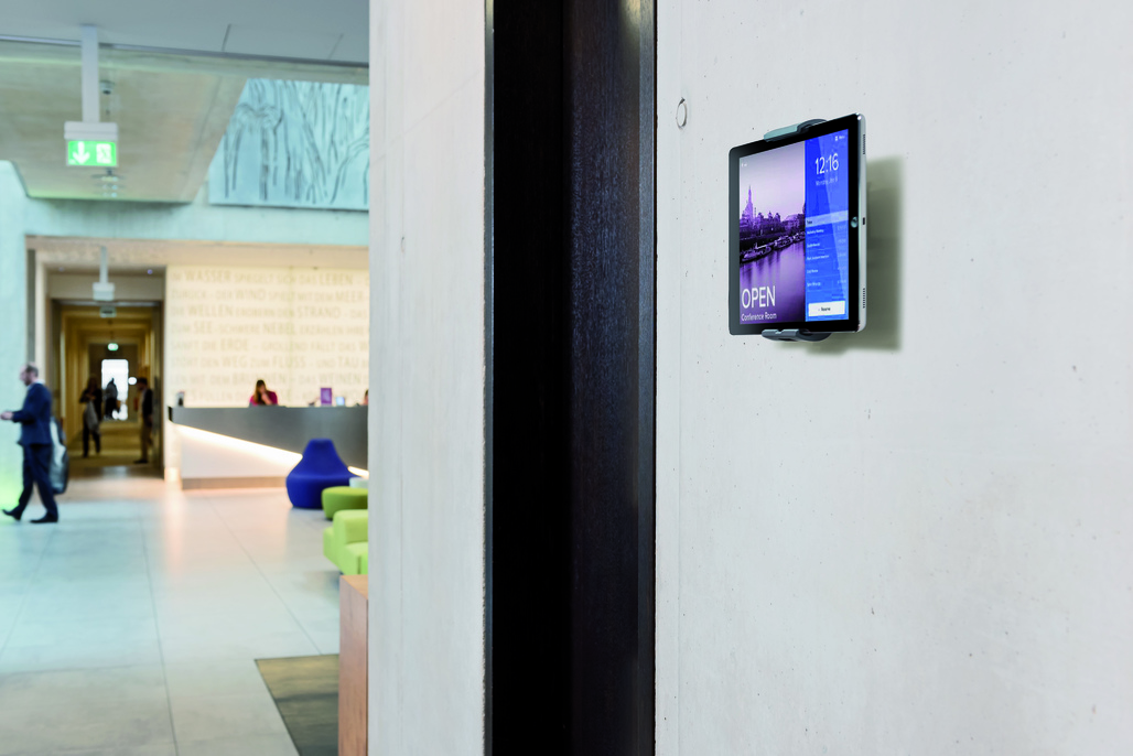 Tablethouder muur universeel XL 19007 06